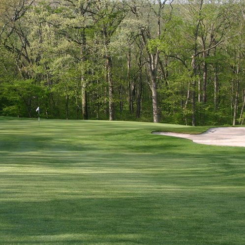 What is a Semi Private Golf Course